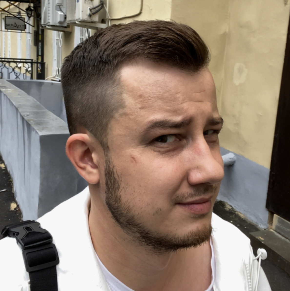 Алексей Леонтьев