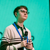 Владислав Иванов